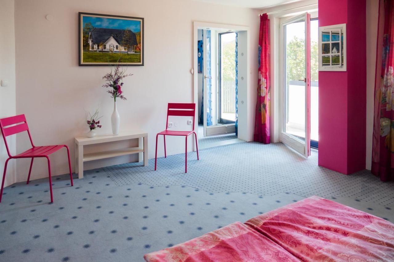 Modrin Apartments カムニーク エクステリア 写真
